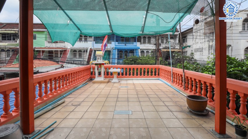 *****ทาวน์เฮ้าส์มือสองย่านกรุงเทพมหานคร ม.ร่มเย็น จรัญสนิทวงศ์ บนเนื้อที่ 23 ตร.ว. ฟังก์ชัน 3 ห้องนอน 3 ห้องน้ำ 1 ที่จอดรถ บ้านทำเลดี เดินทางสะดวก ติดถ.จรัญสนิทวงศ์ ใกล้รถไฟฟ้าสายสีน้ำเงิน "สถานีบางอ้อ" และทางด่วน "ศรีรัช"